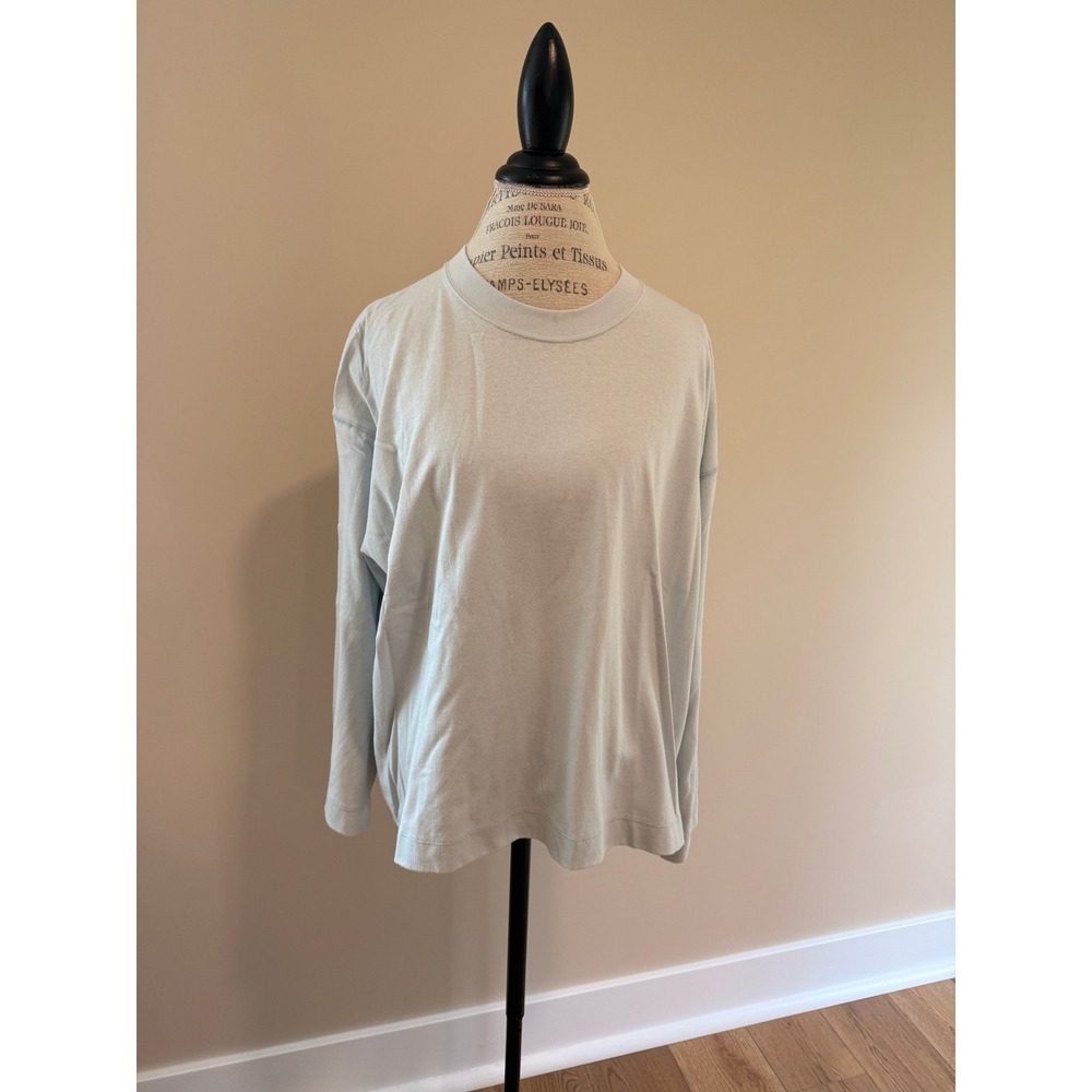UNIQLO Women's Light Blue Long Sleeve T-shirt size XL